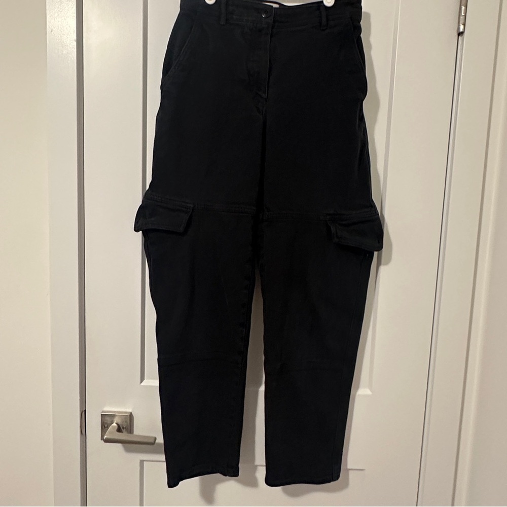 Wilfred Free Aritzia Black Modern Cargo Utility Pants High Waisted Size 2 Womens